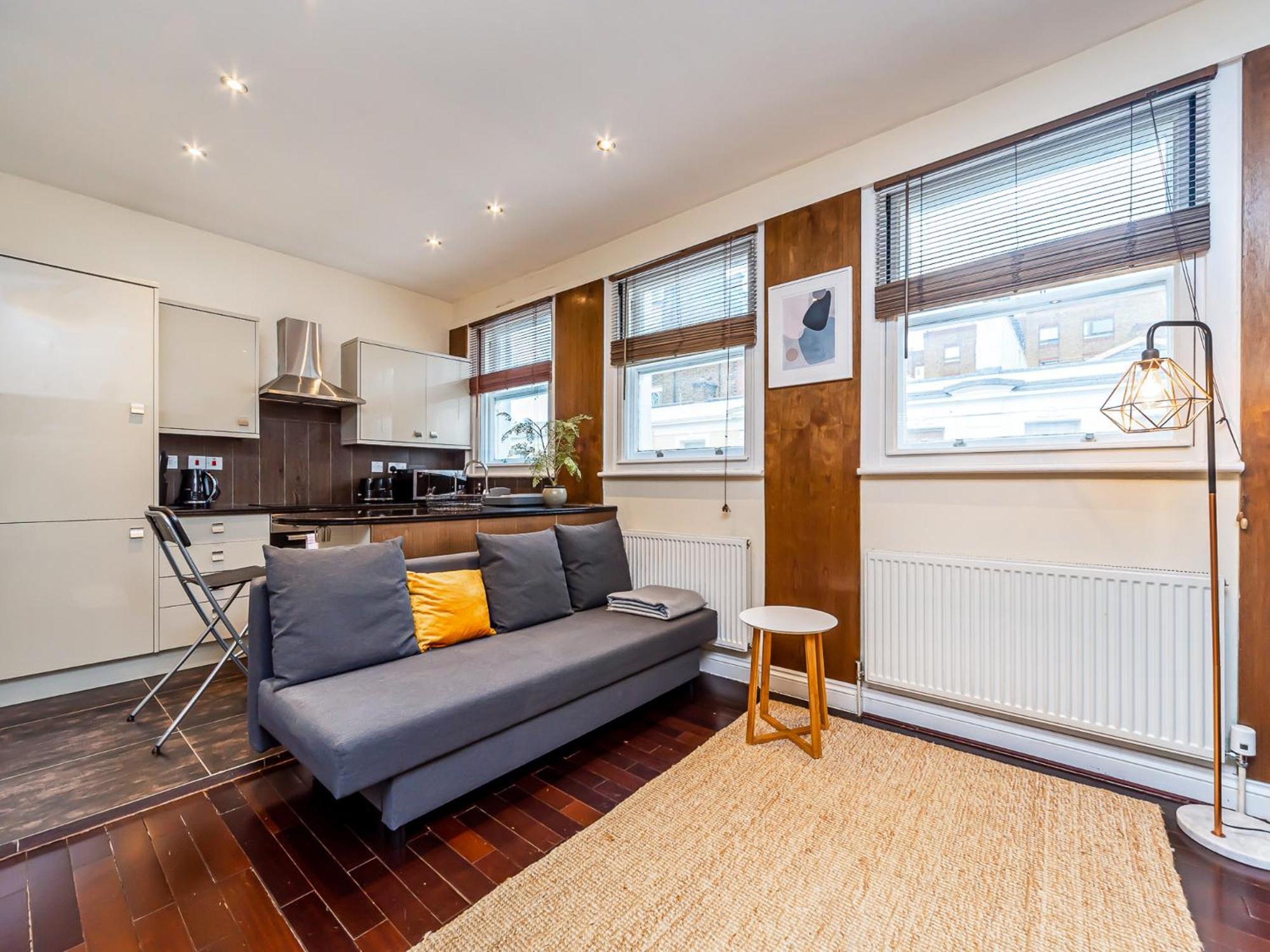 Pass The Keys West End Apartment Near Tottenham Court Road Londra Dış mekan fotoğraf
