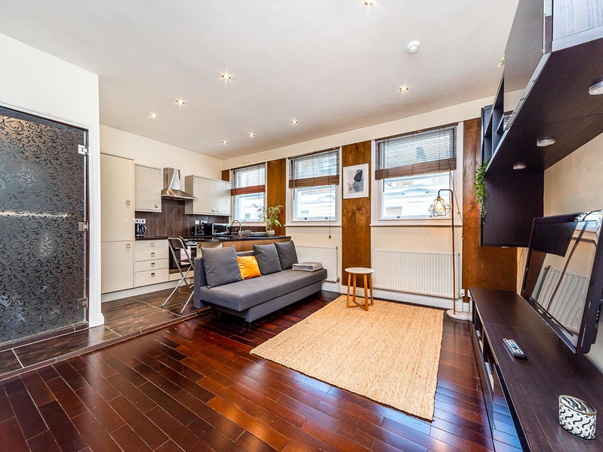 Pass The Keys West End Apartment Near Tottenham Court Road Londra Dış mekan fotoğraf