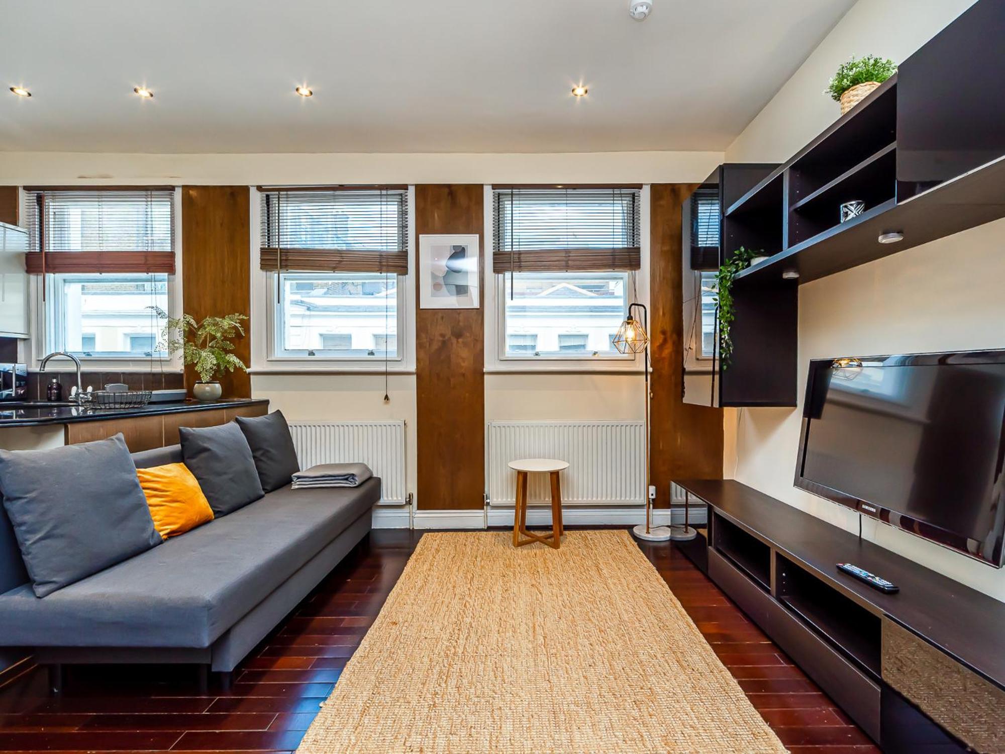 Pass The Keys West End Apartment Near Tottenham Court Road Londra Dış mekan fotoğraf